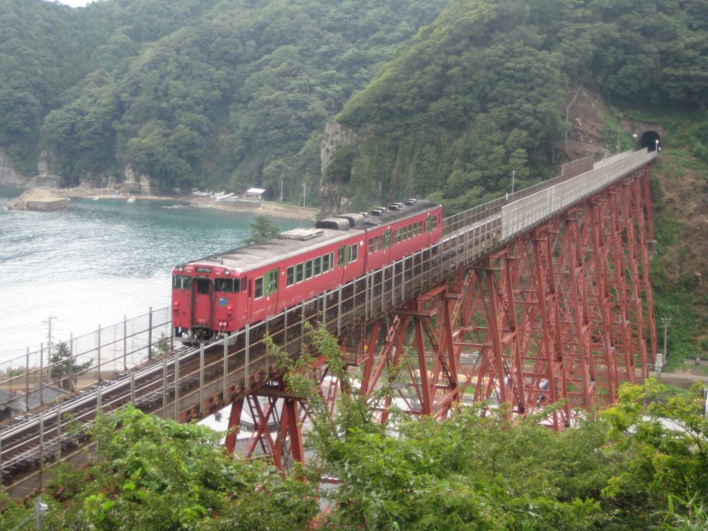 在りし日の餘部鉄橋